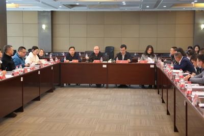 貴陽高新區(qū)召開創(chuàng)業(yè)孵化工作交流培訓(xùn)會 聚焦軟件和信息技術(shù)服務(wù)業(yè)的投資與管理